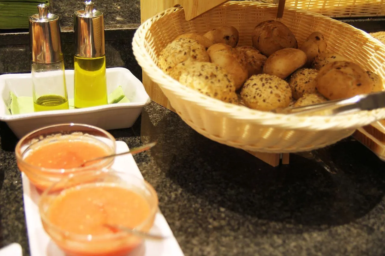 Hotel Conde Duque Bilbao 3*,  Spain