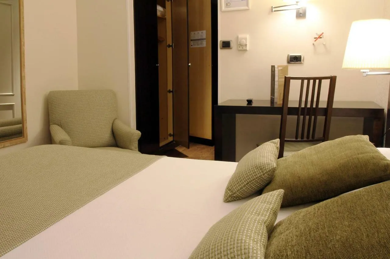Hotel Conde Duque Bilbao 3*,  Spain